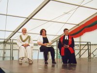 2004